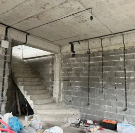 ოჯახის eleqtrikosi ელექტრიკი ელექტრიკოსი eleqtriki