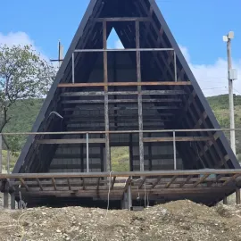 კოტეჯების მშენებლობა